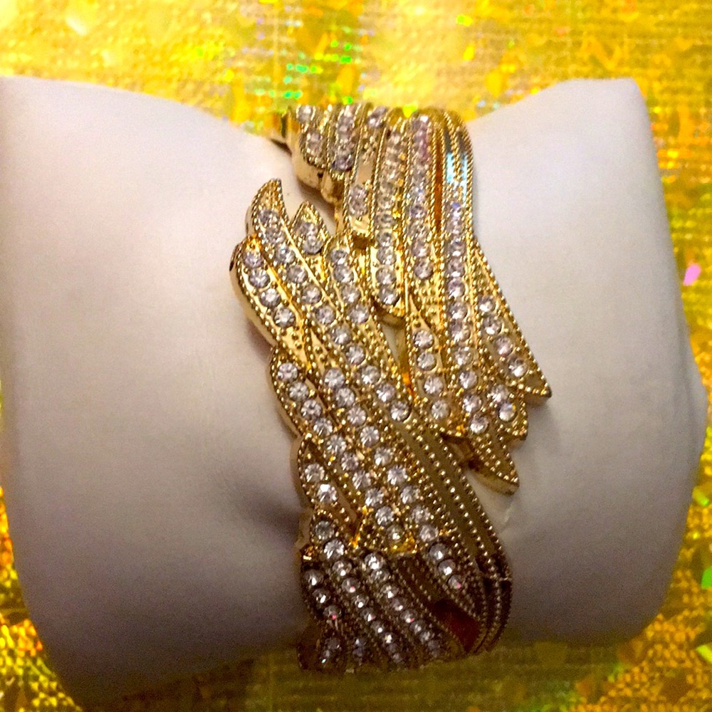 Ladies dress gold tone and rhinestones cuff wings bracelet
